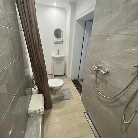 Tani Apartament Duszniki-zdroj شقة *